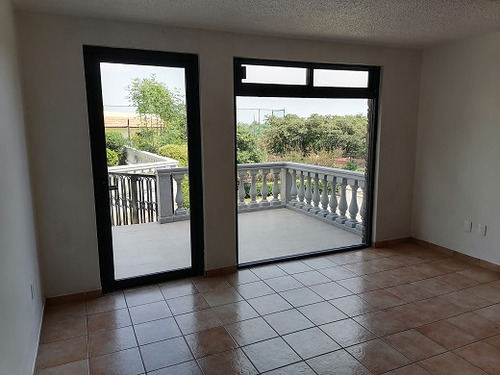 Casa En Venta En Chiluca