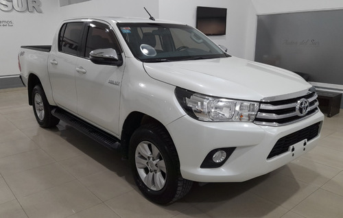 Toyota Hilux 2.8 Cd Srv 177cv 4x4