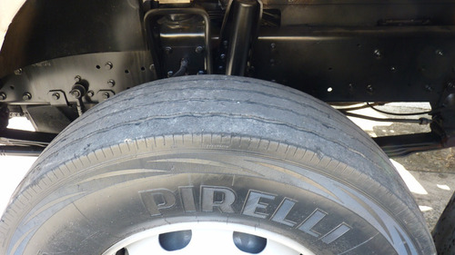 Imagem 14 de 15 de Mercedes Atron 1319 Com Caçamba