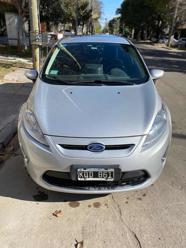 Imagen 6 de 18 de Ford Fiesta Kd Kinetic Titanium
