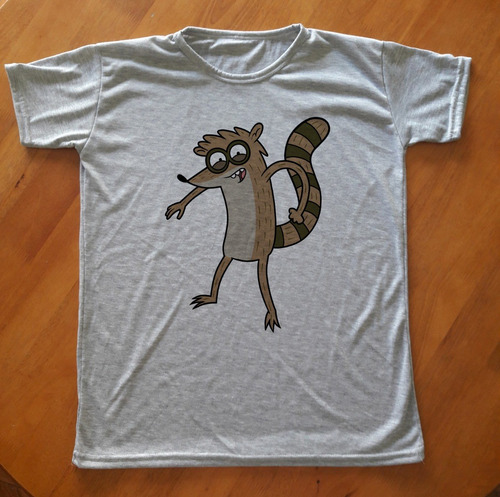 Remera Regular Show - Rigby - Un Show Mas - Mundo Absurdo