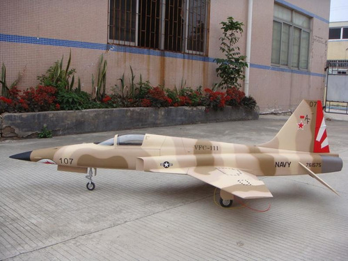 Avion Aeromodelismo F5 Jet Entrenador Acrobatico Rc 1.20 Mts