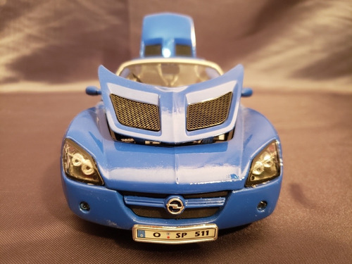 Opel Speedster Escala 1/18 Welly (Usado)