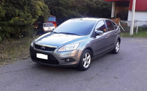 Ford Focus 1.6 Cinza
