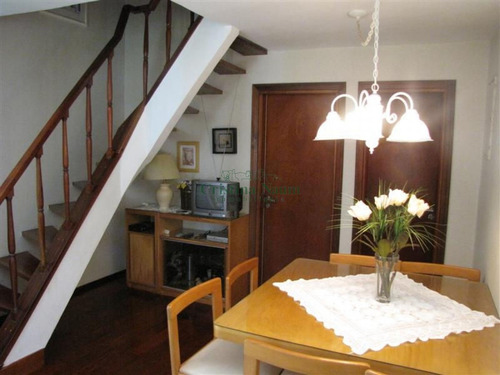 Duplex De 2 Dormitorios En Complejo Cerrado Y Muy Seguro Sobre Avda Francia- Ref: 15680