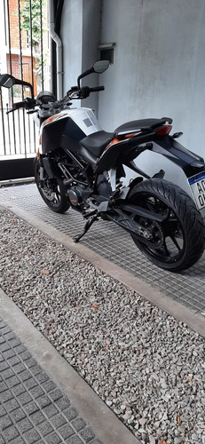 Ktm Duke 200 Excelente Estado.