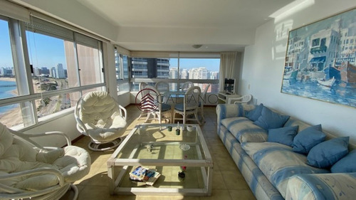 Imagen 2 de 30 de Apto De 3 Dormitorios 3 Baños Con Una Vista Muy Buena A Playa Mansa Y Brava - Consulte Por Alquiler De Verano - Punta Del Este Peninsula