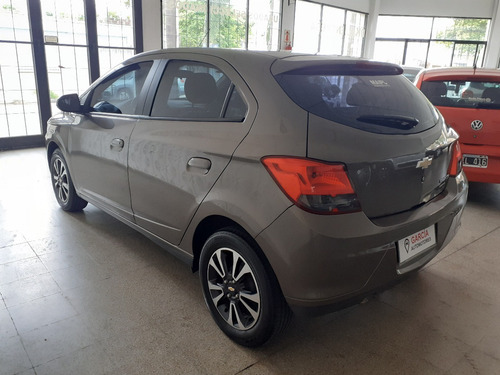 Chevrolet Onix Ltz 2013