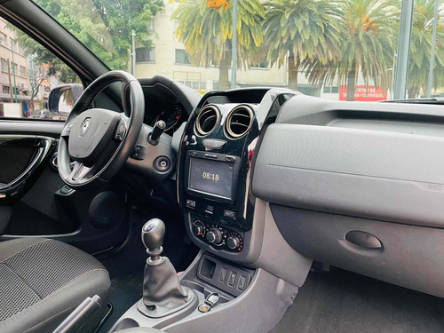 Imagen 6 de 15 de Renault Duster 2019 2.0 Intens Mt