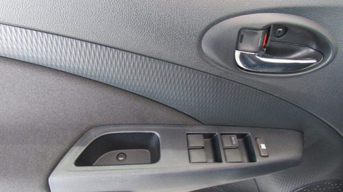 Toyota Etios X 1.3 (aut) (flex)