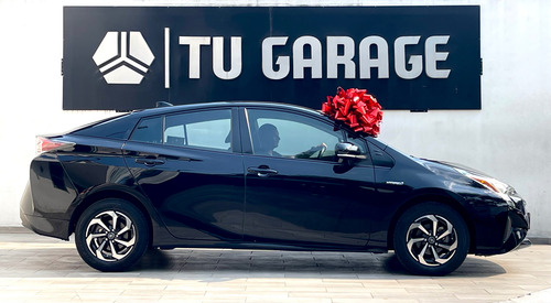 Toyota Prius 1.8 Base Cvt