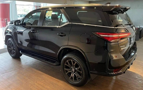 Toyota SW4 2.8 Gr-S 7L 4X4 Tdi Aut. 5P