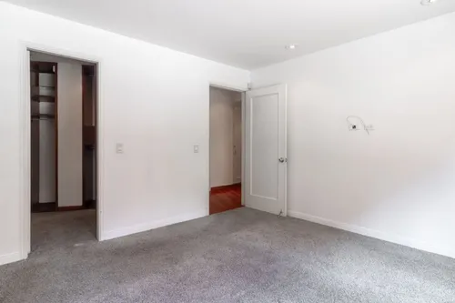 Apartamento En Arriendo En Los Rosales. Cod A17136