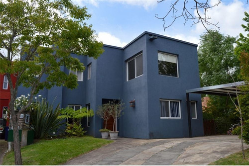 Casa En Venta En El Barrio El Atardecer