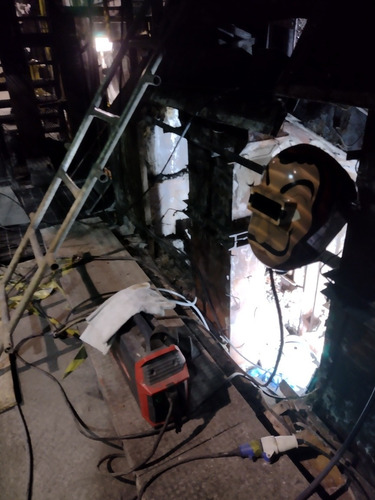 Imagem 4 de 4 de Serviço De Soldas E Reparos.