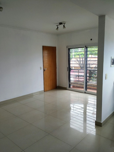 Imagen 5 de 14 de Semipiso En Venta En Lanus Oeste