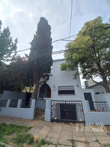 Imagen 19 de 30 de Casa En Venta Olivos 4 Dormitorios