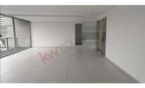 Imagen 3 de 20 de Vendo Magnifica Oficina Chico-9485