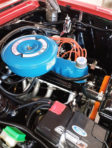 Ford Falcon Futura 221