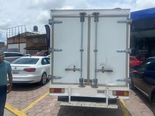 Nissan NP300 2.4 Chasis Dh Mt