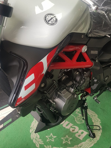 Imagen 5 de 17 de Benelli 302 S En Sbk Motos