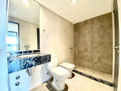 Imagen 9 de 15 de Venta Departamento 2 Dormitorios Frente Al Mercado Del Patio