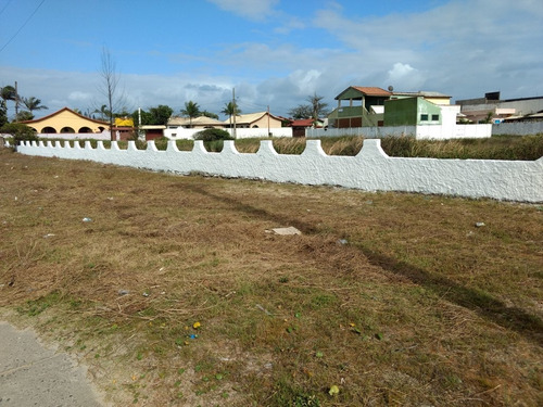 Imagem 3 de 11 de Terreno Na Beira Mar. Em Frente A Praia. Excelente Terreno