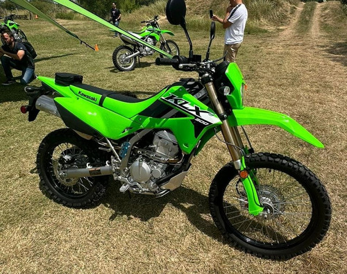 Nueva Kawasaki Klx 2024 0km Tengo Entrega Inmediata!!!