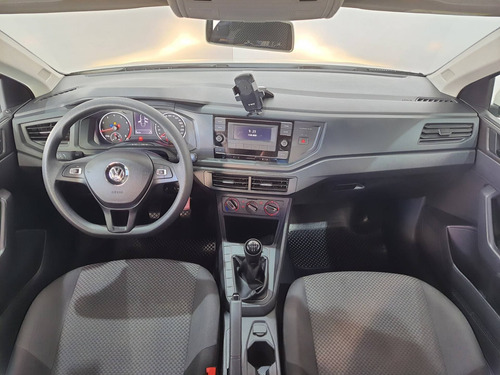 Imagem 5 de 7 de Volkswagen Virtus 1.6 Msi Total Flex Manual