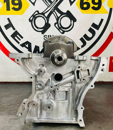Medio Motor Kia 2.4l G4kj Sensor Tapa Distribución Sportage (Usado)