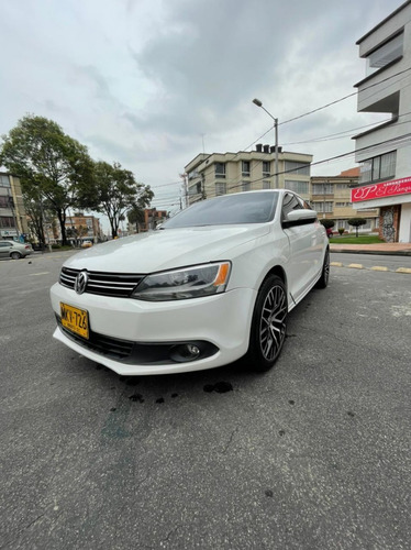 Volkswagen Nuevo Jetta Trendline 2.5 Cc