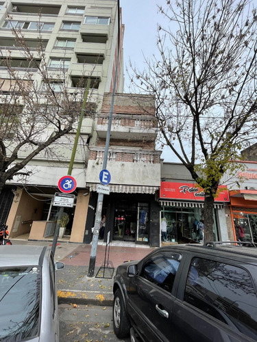 Av. Juan Bautista Alberdi 5800, Caba / Gran Ph En Block Con 2 Deptos Y 1 Local /355m2 / U$s 330.000