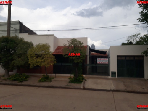 Imagen 10 de 11 de Casa De 5 Ambientes Y 2 Dormitorios (911)
