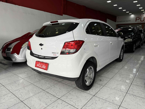 Chevrolet Onix 1.0 MPFI LT 8V FLEX 4P MANUAL