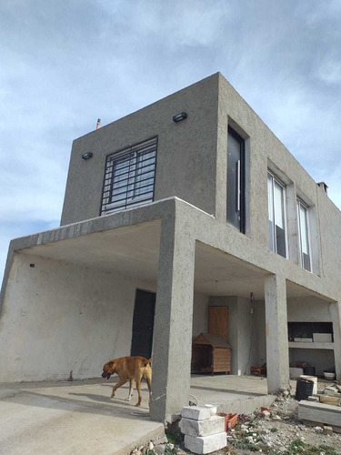 Imagen 4 de 9 de Casa En Venta - Dos Dormitorios - San Nicolás - Camino Carlos Paz