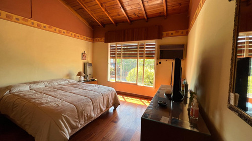Imagen 8 de 17 de Excelente Chalet De 5 Ambientes En Ituzaingó Norte