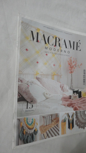 Lote De Cuatro Revistas Tejido - Bordados - Macrame 