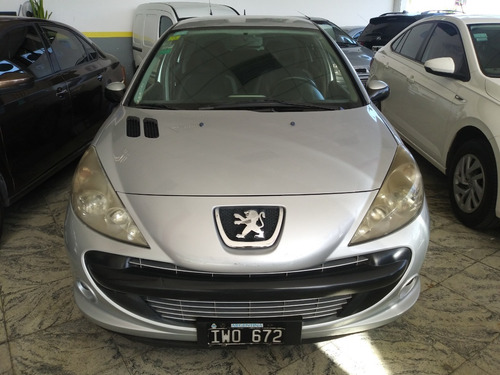 Peugeot 207 2.0 Hdi Compact Xt 2010
