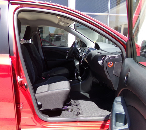 Toyota Etios 5 Ptas Xls A/t 0km My21, Rojo Disponible