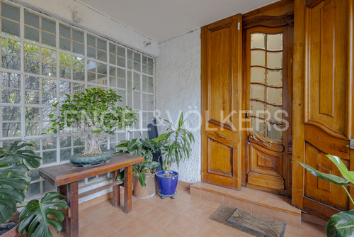 Casa Con Estilo Europeo En El Arrayán