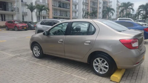 Renault Logan 1.6 Dynamique