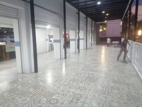 Se Traspasa Local Comercial En Mercado Publico