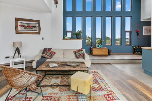 Linda Casa Prácticamente Nueva En Loteo Cumbres