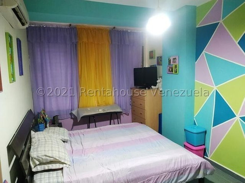 Imagen 6 de 12 de Gustavo Zavala Rentahouse 22-11911