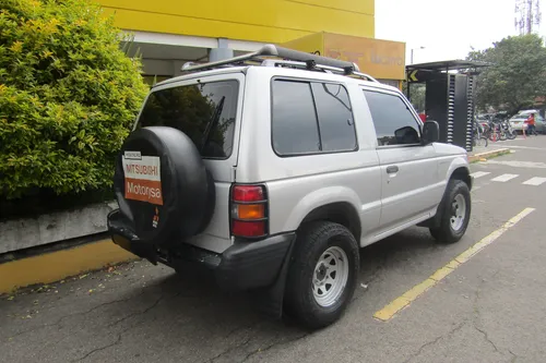Mitsubishi Montero 2.4 V11 Mt