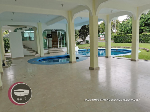Imagen 3 de 14 de Venta De Casa En Lomas De Cocoyoc