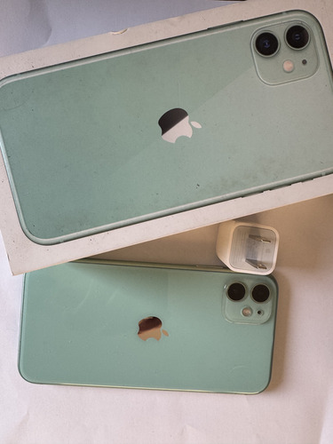 Apple iPhone 11 (256 Gb) - Verde Con Caja (Usado)