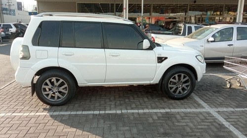 Imagem 2 de 8 de Mitsubishi Pajero Tr4 2013 2.0 4x2 Flex 5p