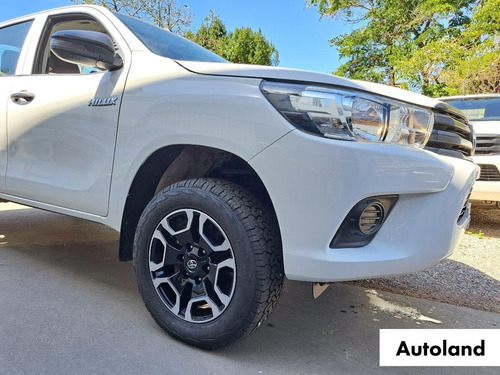 Imagen 4 de 18 de Toyota Hilux 4x4 Diesel Dx 2.4 2021 Impecable! - Autoland