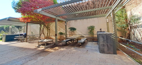 Dpto. En Venta De 3 Dormitorios, 1 Baño, Independencia.